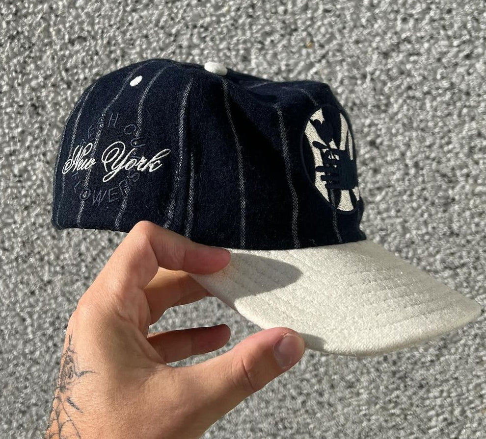 New York Icon Snapback - Navy & Off White